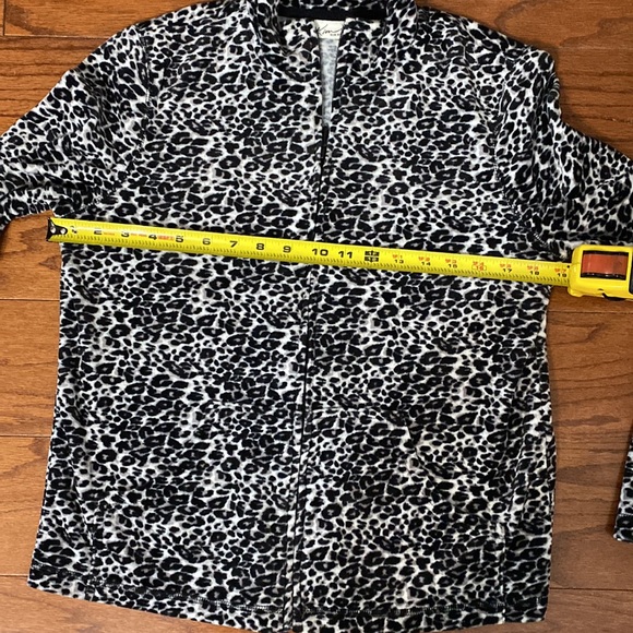 Kim Rogers’ animal print gray blk velvet jacket - Size PS - Picture 9 of 11
